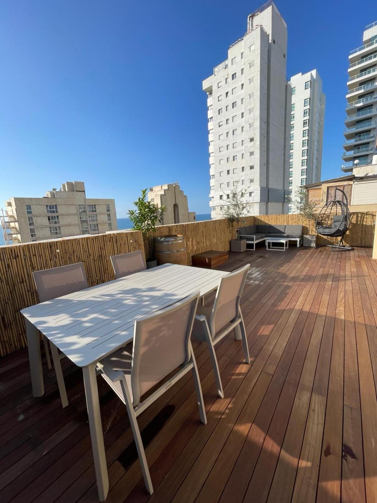 Roof Top 3 Floors 네타니아 외부 사진