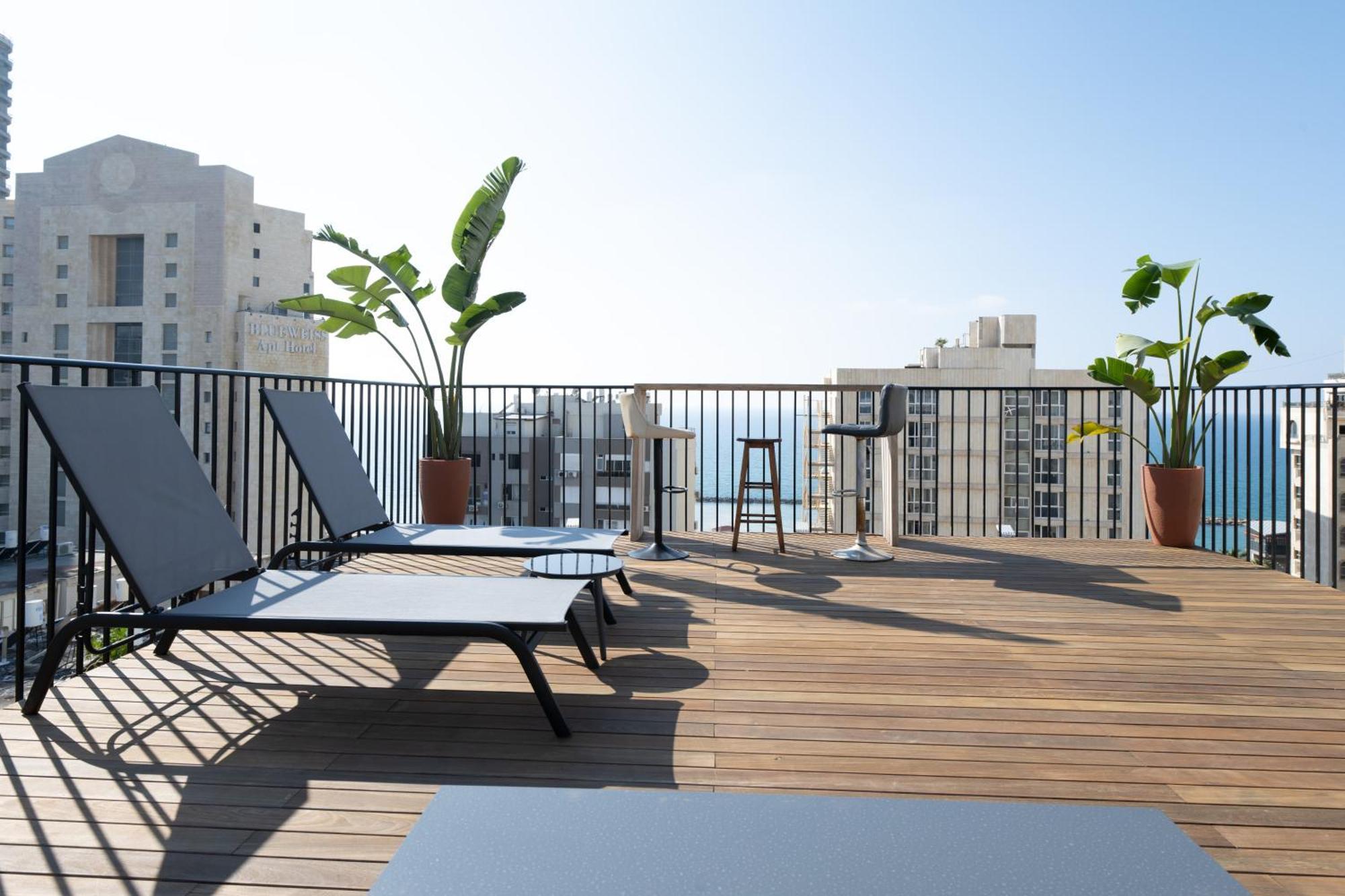 Roof Top 3 Floors 네타니아 외부 사진