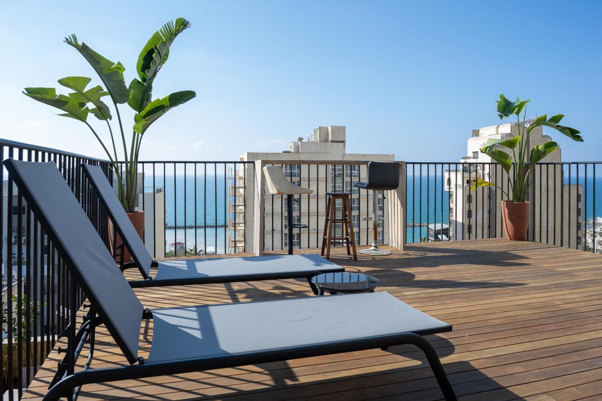 Roof Top 3 Floors 네타니아 외부 사진